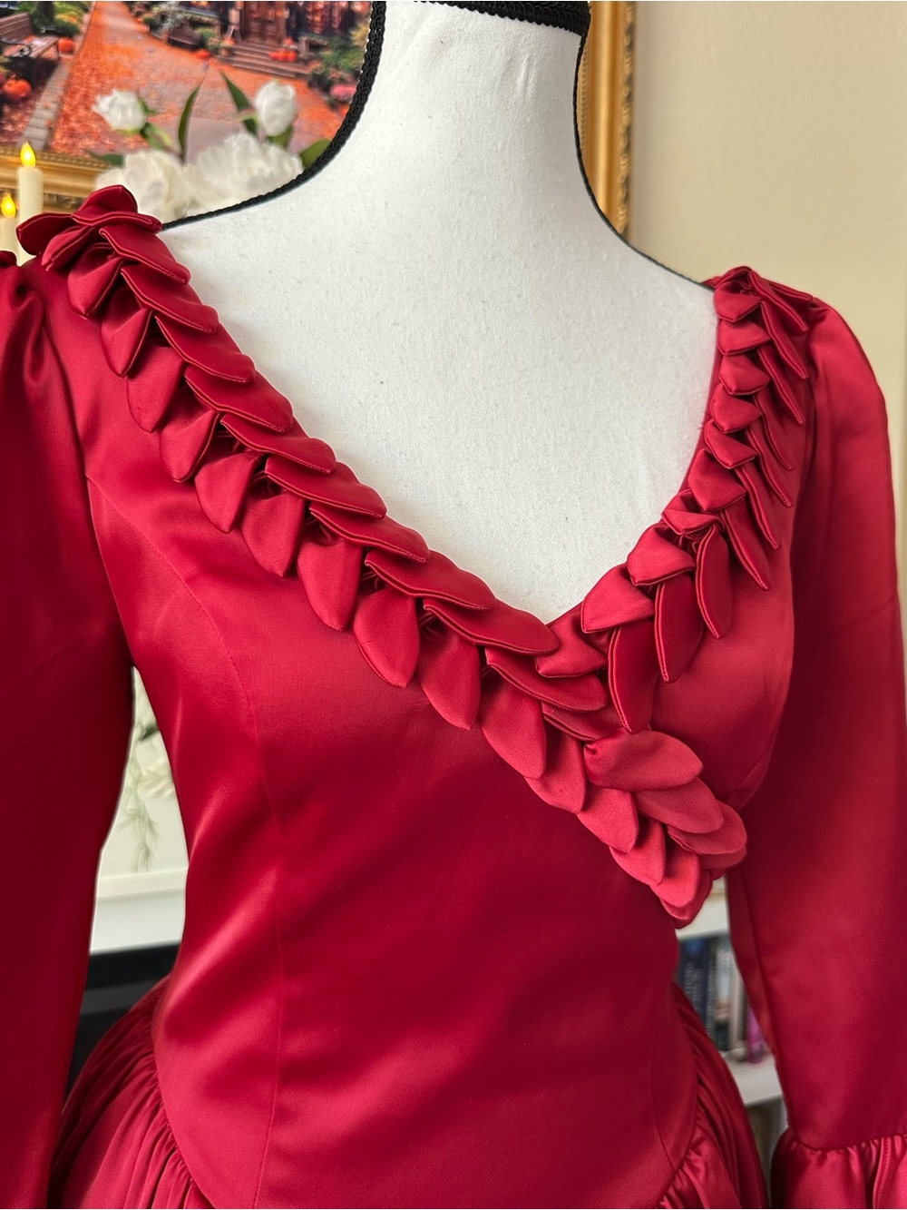BRAM STOKER'S DRACULA X LA FEMME EN NOIR Mina Dress - Picture 4 of 11
